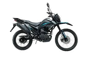 Motocicleta deportiva en carretera